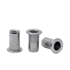Tuerca remachable 3/16, con cabeza