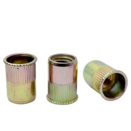 Tuerca remachable 3/8 sin cabeza